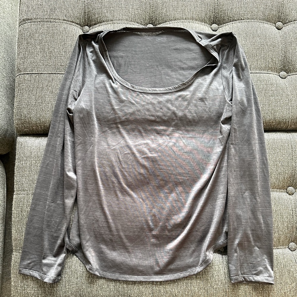 Yoga long sleeve shirt. Size large.